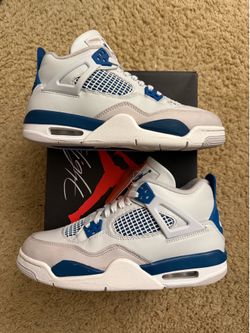 Size 7y (Pre owned, comes with original box) - 2024 Air Jordan 4 retro military blue