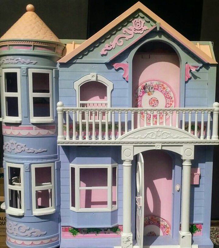 Society doll house a Victorian dream