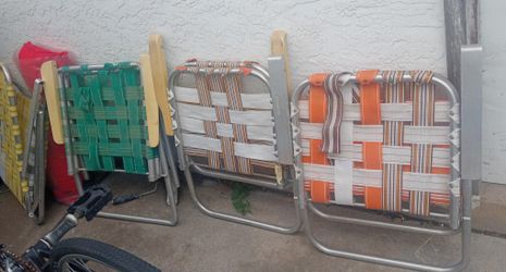 Vintage Folding Lawn Chairs