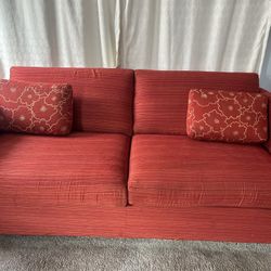 Sofa w/pull out bed