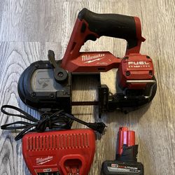 M12 FUEL 12V Lithium-Ion Cordless Compact Band Saw w/XC 4.0 Ah Battery Pack