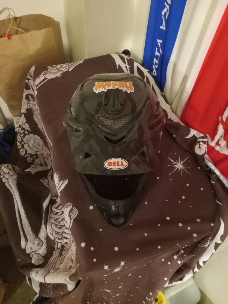 Bell Helmet 