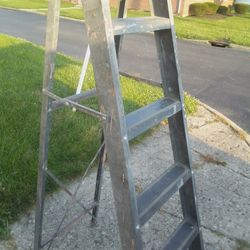 6ft aluminum ladder