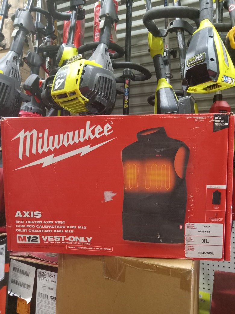 Milwaukee M12 Heated Axis Vest ,Size XL . Vest Only (No Battery And Charger Not Included)