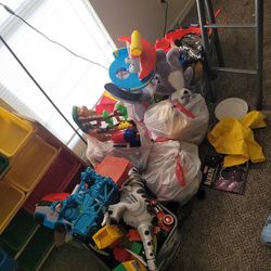 Hundreds Of Boys / Childrens Toys 