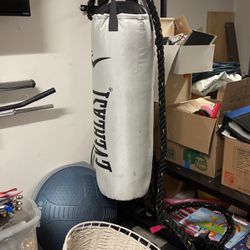 Punching Bag With Wall Bracket 