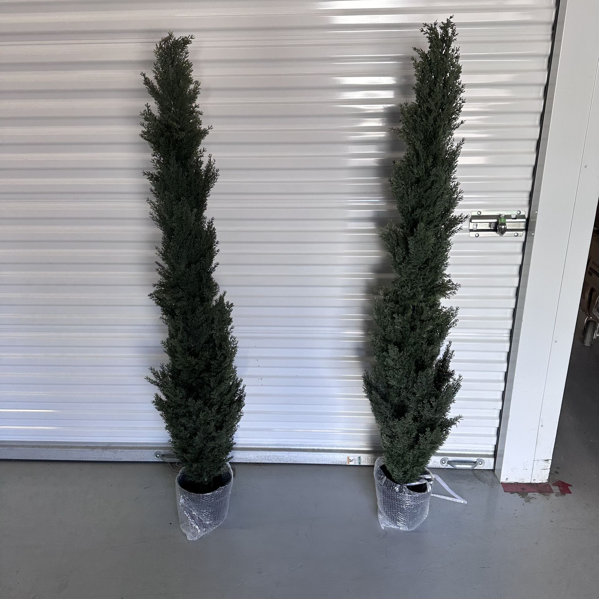 2 Packs 5ft Artificial Cedar Topiary Trees - Fake Boxwood Topiary Cypress Trees Potted Plants.