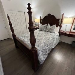 Bernhardt Queen Bedroom Set (frame, 2 nightstands, dresser, and desk
