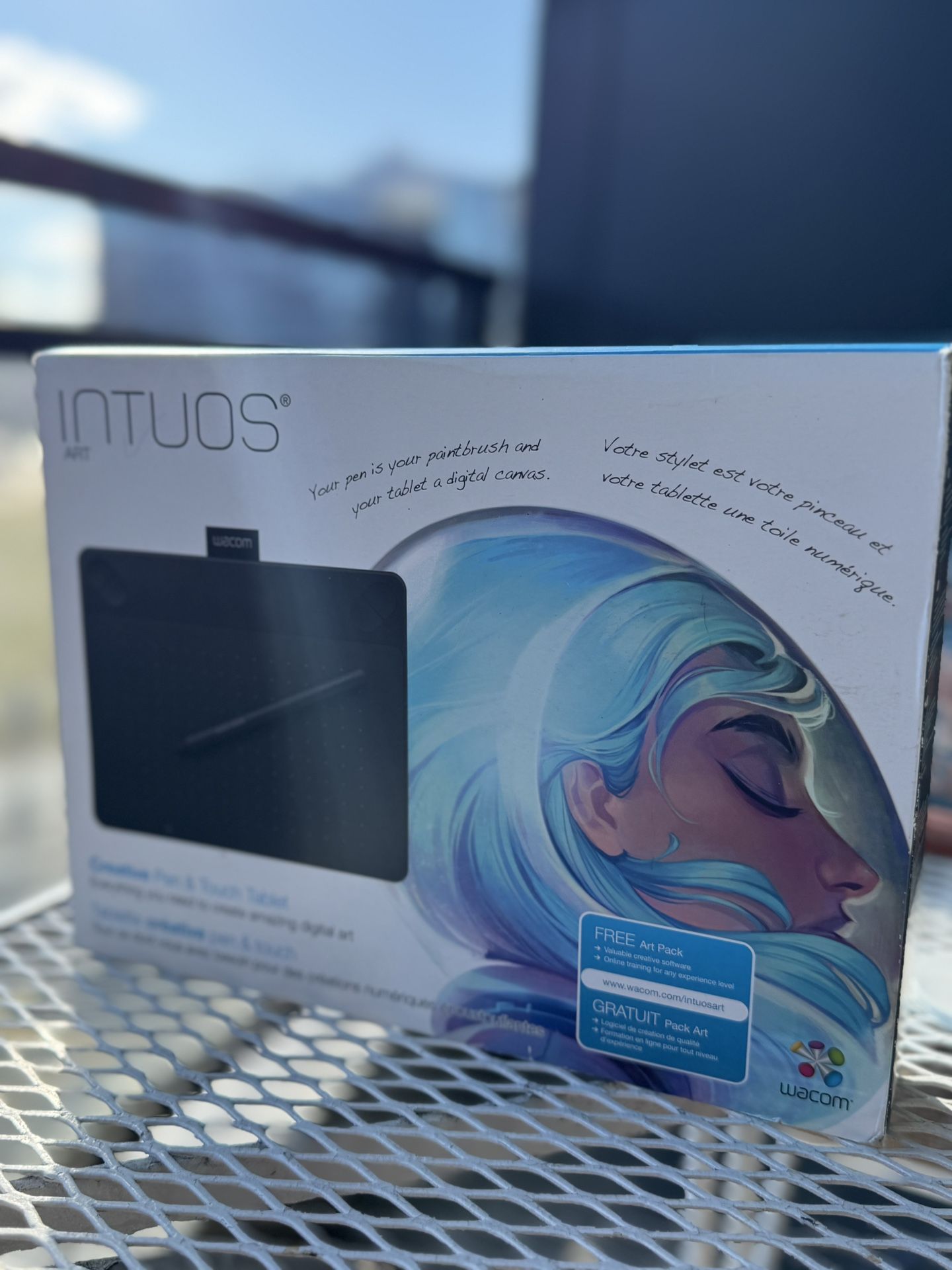 Wacom Intuos ART PEN & TOUCH TABLET Creative Art - Black New Open Box Unused
