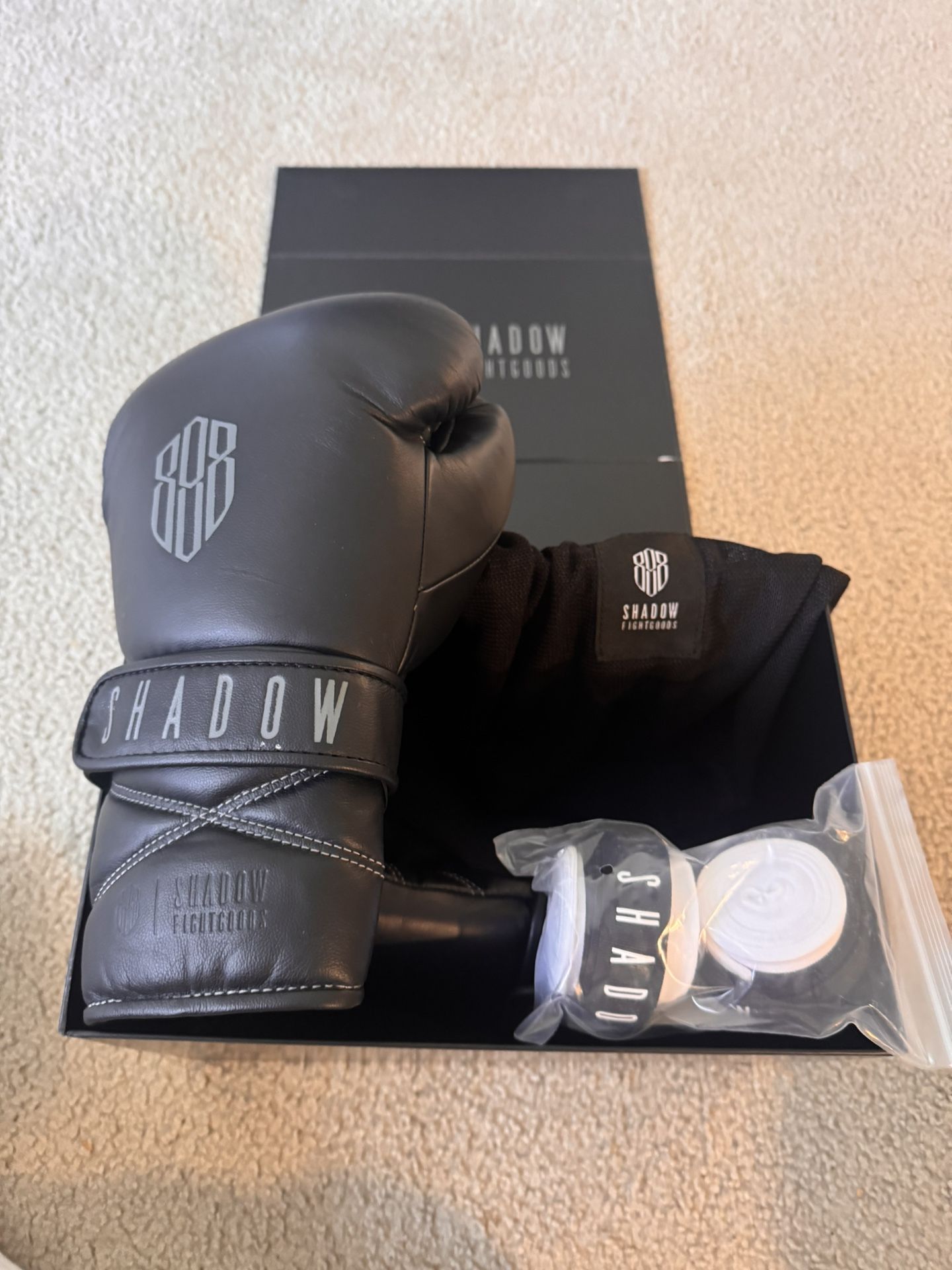 16oz Sparring Boxing Gloves (Brand New)