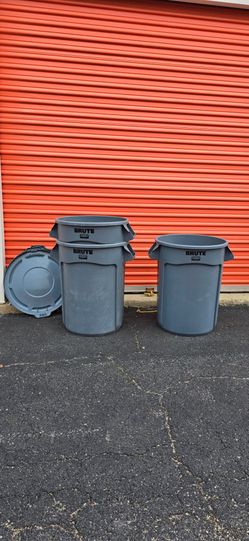 Rubbermaid Brute trash cans & dollies