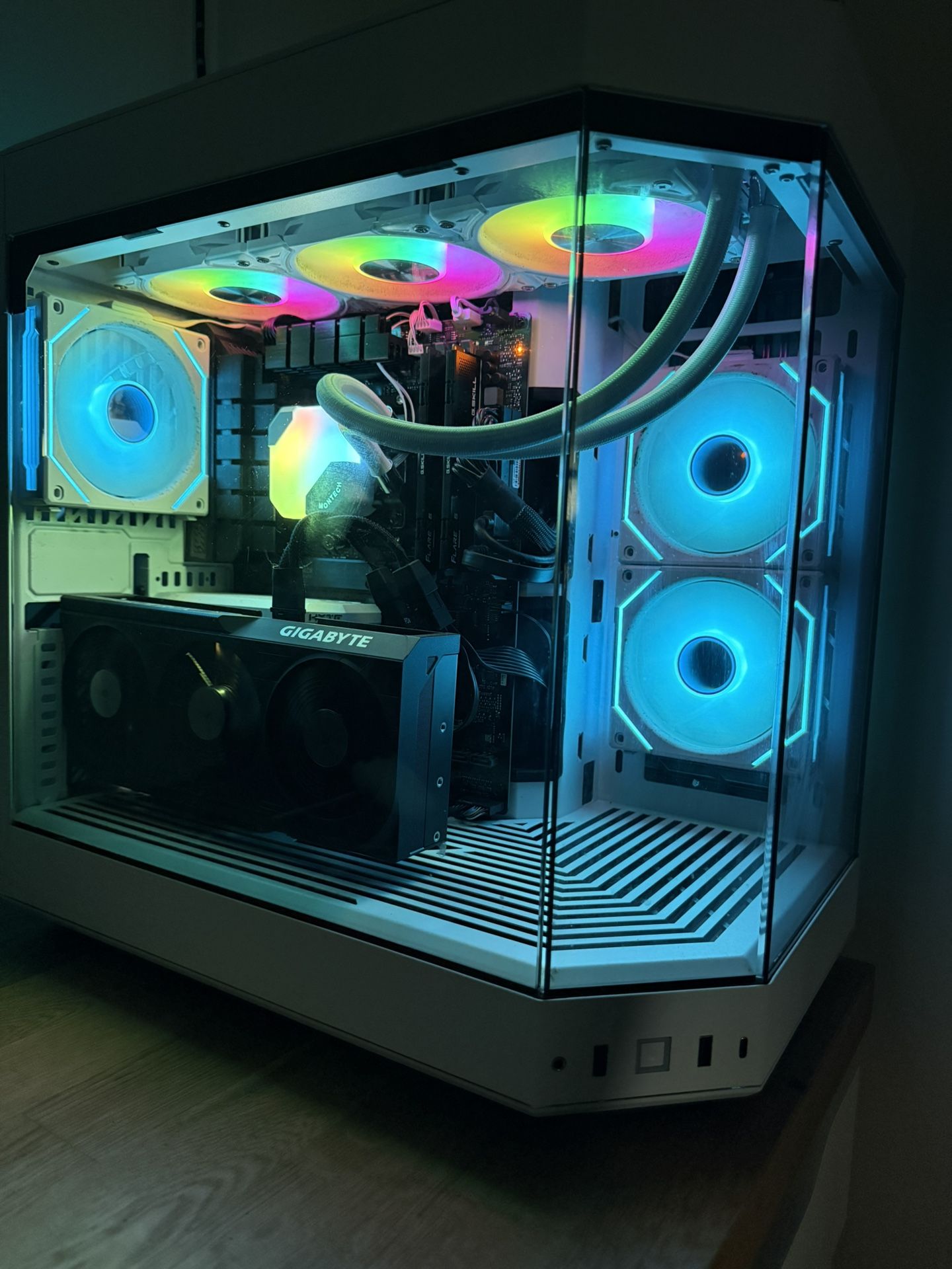 RTX 4070 Super, 7800x3D Gaming PC
