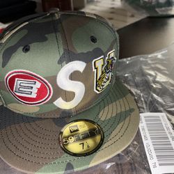 Supreme mascot logo hat 7 1/8