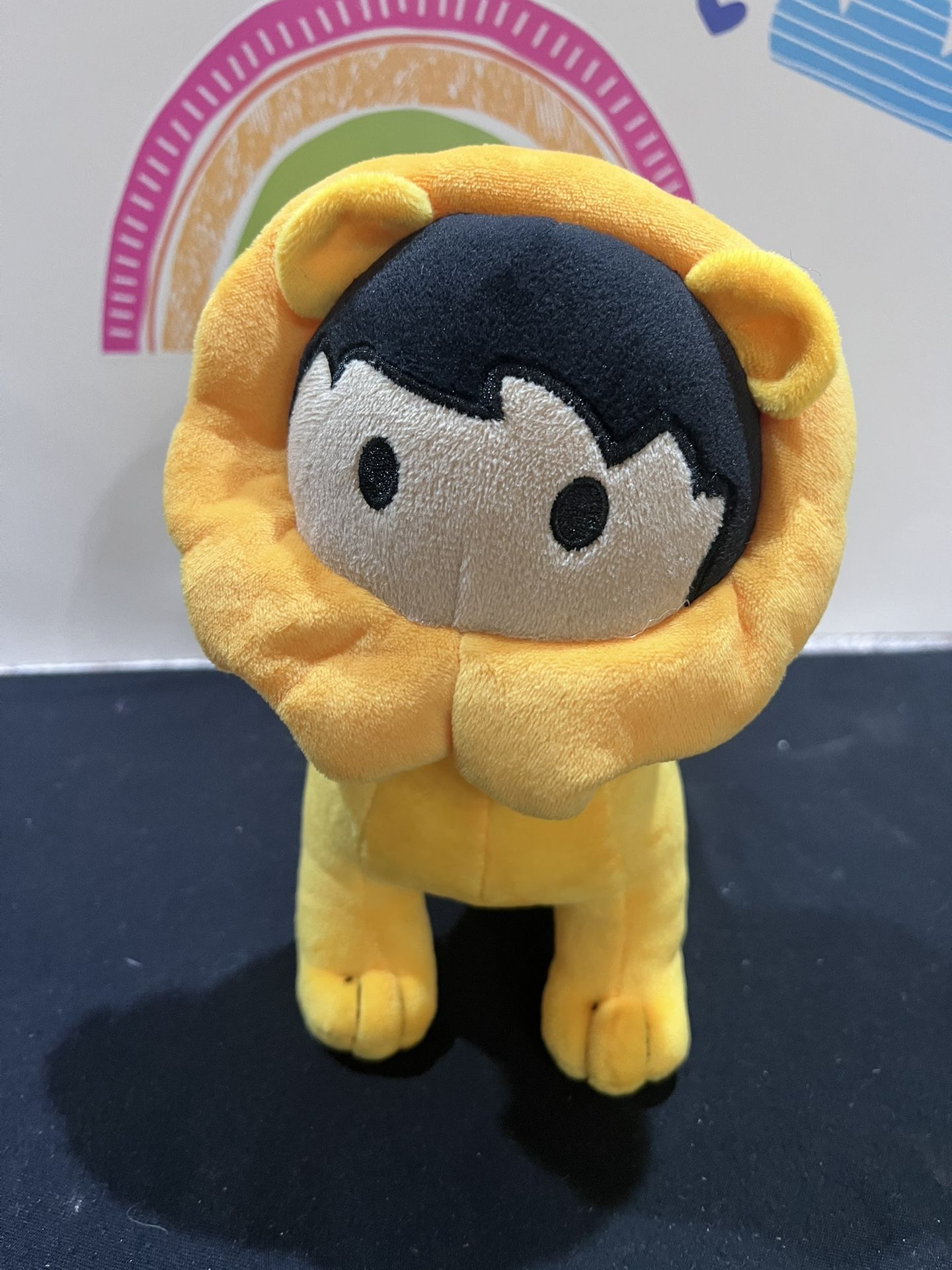 SALESFORCE ASTRO LIONHEART LION PLUSH - YELLOW WITH BLUE HEART - NEW CONDITION - 8 INCH