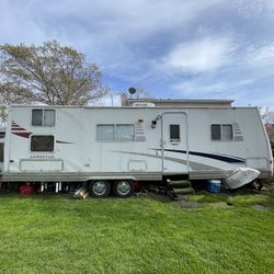 2001 Aerostar Camper