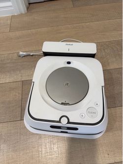 iRobot Braava Jet M6 Robot Mop with Charging Dock