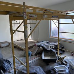 $300  for 3  items -10’  “A” ladder   -scaffolding  with wheels and  -drywall  lifter for  sale   very good working conditions 