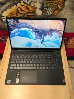 15.6”Lenovo ideapad 5 window 11 i5 Processor 10th Gen 256gb SSD 8gb Ram come with charger good condition