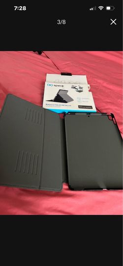 NEW IPad Pro Black Speak Balance  Folio Metallic  10.5” Only  $18 🍀