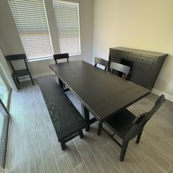 Pottery Barn Benchwright Extendable Dining Set – Excellent Condition