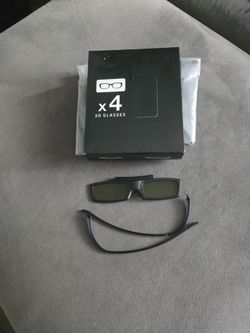 Samsung 3D TV Glasses (4 pack) SSG-5100GB Brand New Open Box