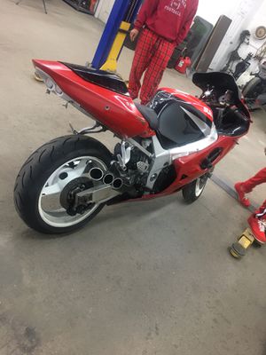 Photo Looking for trades for my 03 GSX-R