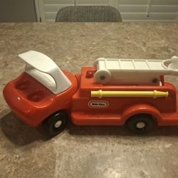 Little Tikes Red Firetruck