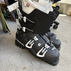 Ski Boots For Sale! $90
