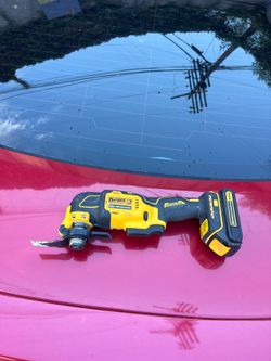 Dewalt 20v multitool con batería 🔋 $80 firme precio