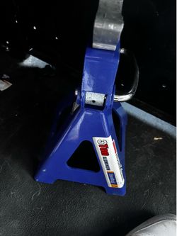 Car Jack and Stands used once