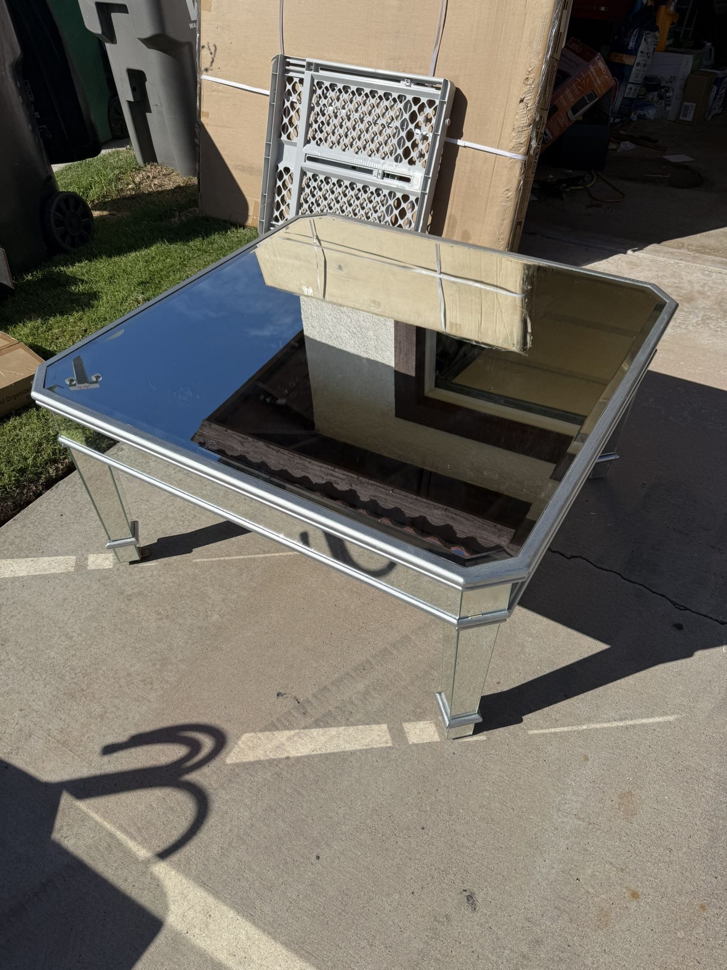 Living Room Coffee Table $195 Obo