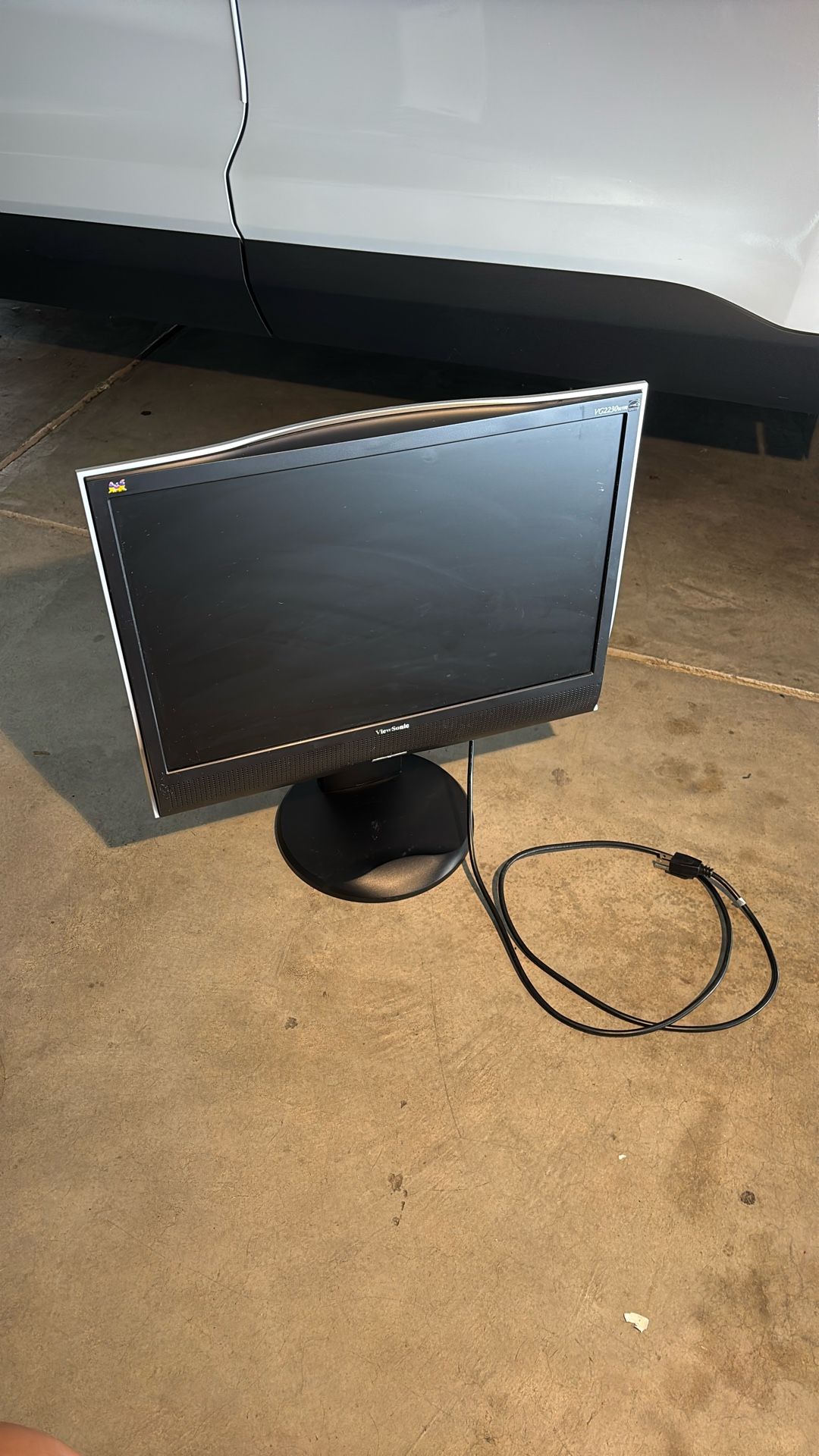 19- inch Wide screen LCD Computer Monitor