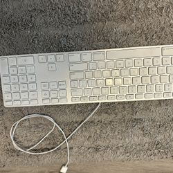 Apple Extended Full Keyboard W Number Pad