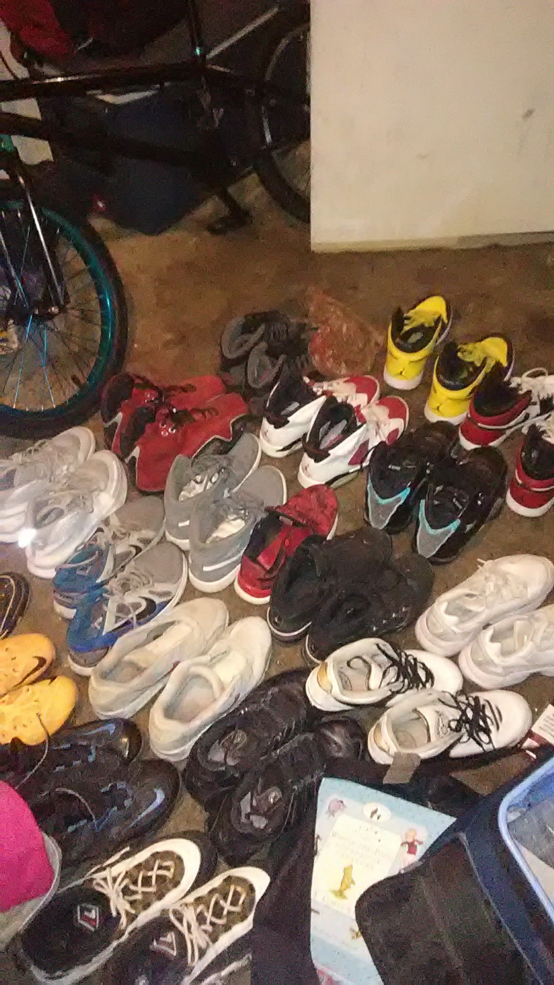 Shoes for cheap hmu for prices