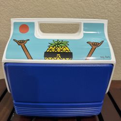 Igloo Pineapple Surfer Cooler 