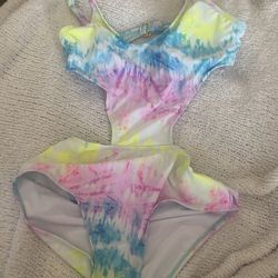 Size Medium Bathing suit