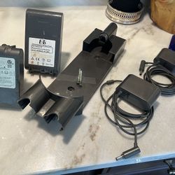 Dyson Cordless Vacuum Batteries, Cables, Accessories 