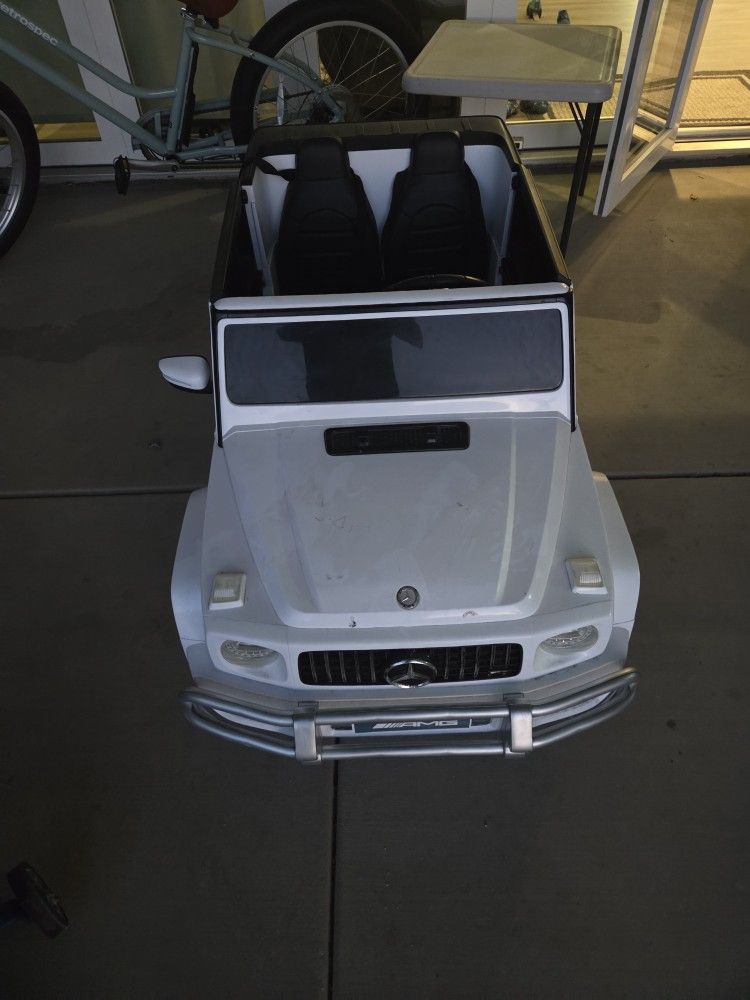 Mercedes Benz G63 Kids Ride On Car