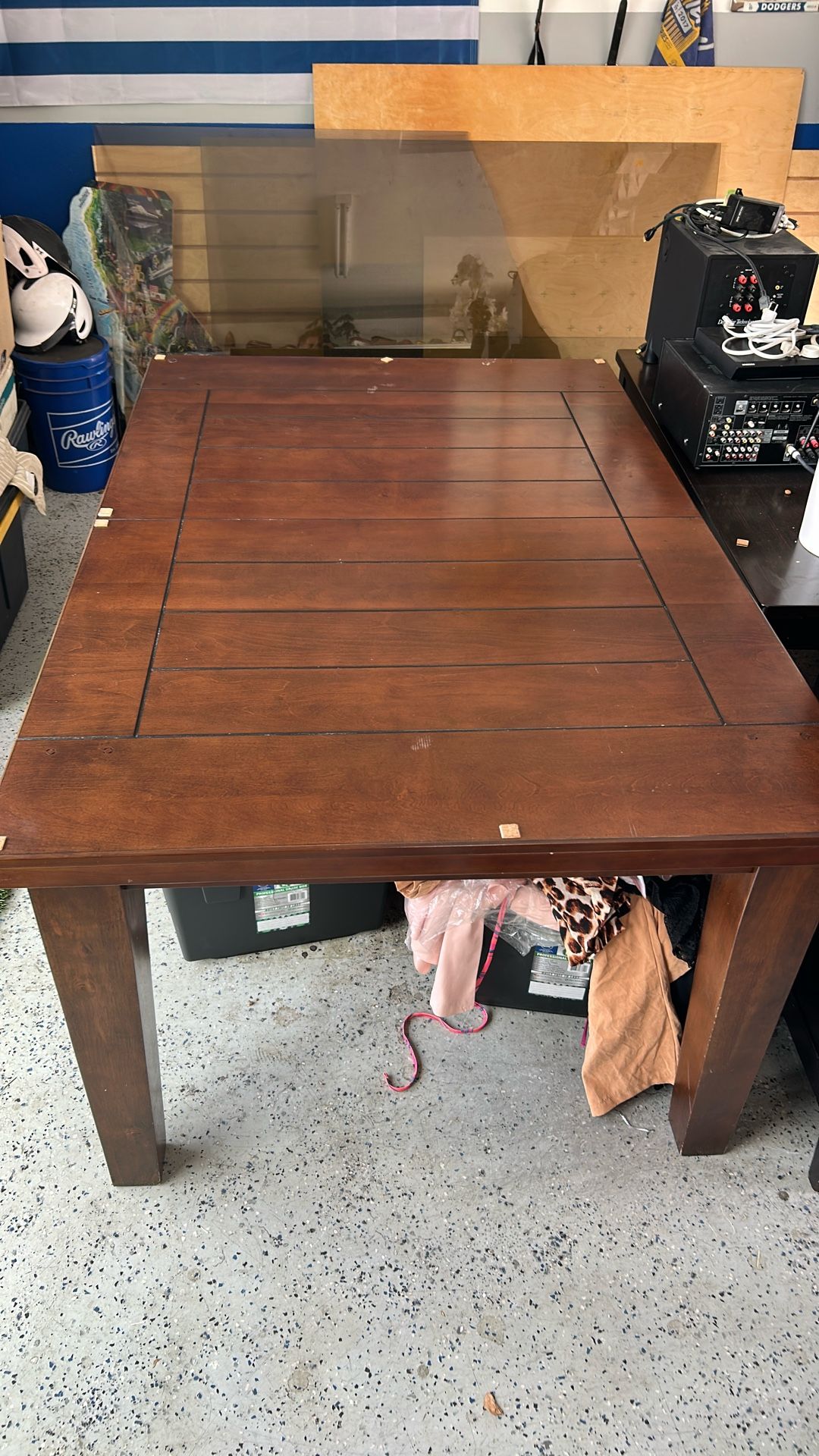 Table & Chairs Set