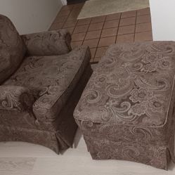Furniture Arm Chair with Ottoman