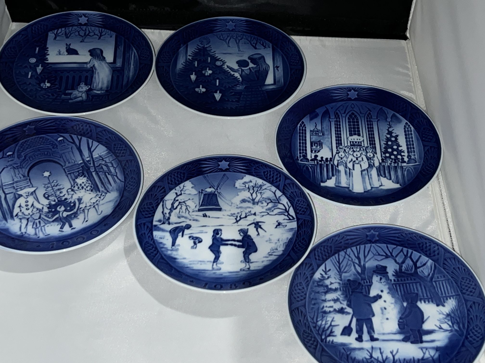 Royal Copenhagen, Denmark Christmas platesg