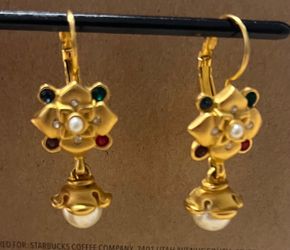 Smithsonian Etruscan replica drop earrings
