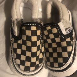 VANS Infant Slip On V Crib Shoes. Size 2 Reduced 