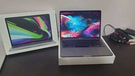 2020 MACBOOK PRO M1 FOR SALE (Still Under Warranty)