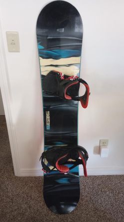 RIDE Women's Snowboard w/ Salomon Bindings - 143cm