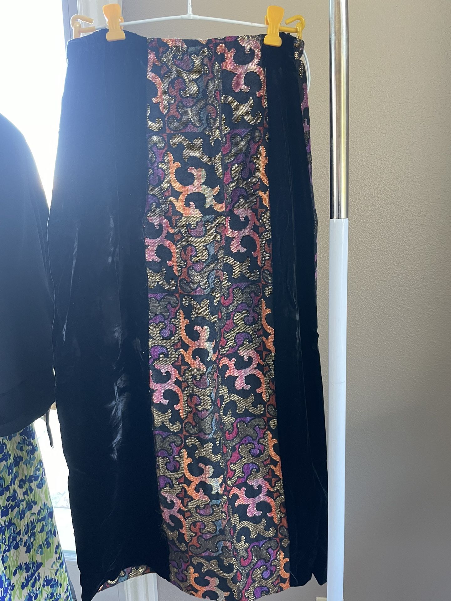 Long Skirt Velvet And Brocade