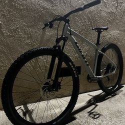  Mountain Bike 29r Medium