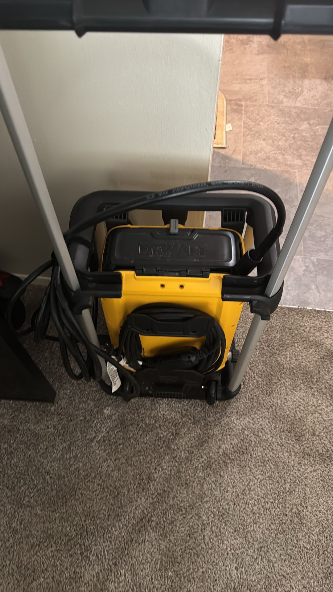De Walt Pressured Washer