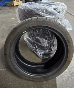 255/45r20 Pirelli
Scorpion MS