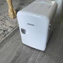 Mini Skincare Fridge